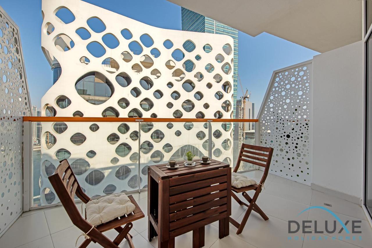 Intimate Studio At Millennium Binghatti Residence Business Bay By Deluxe Holiday Homes Дубай Экстерьер фото