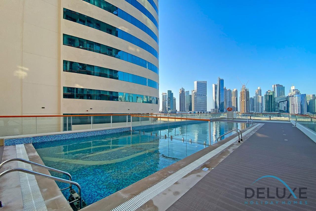 Intimate Studio At Millennium Binghatti Residence Business Bay By Deluxe Holiday Homes Дубай Экстерьер фото